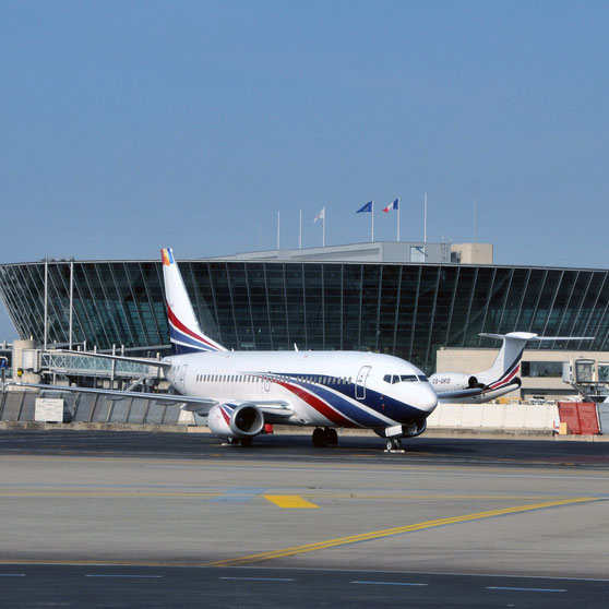 Aéroport Nice-Côte-D’Azur Intervention à l’Aéroport de Nice pour le compte d’ERDF